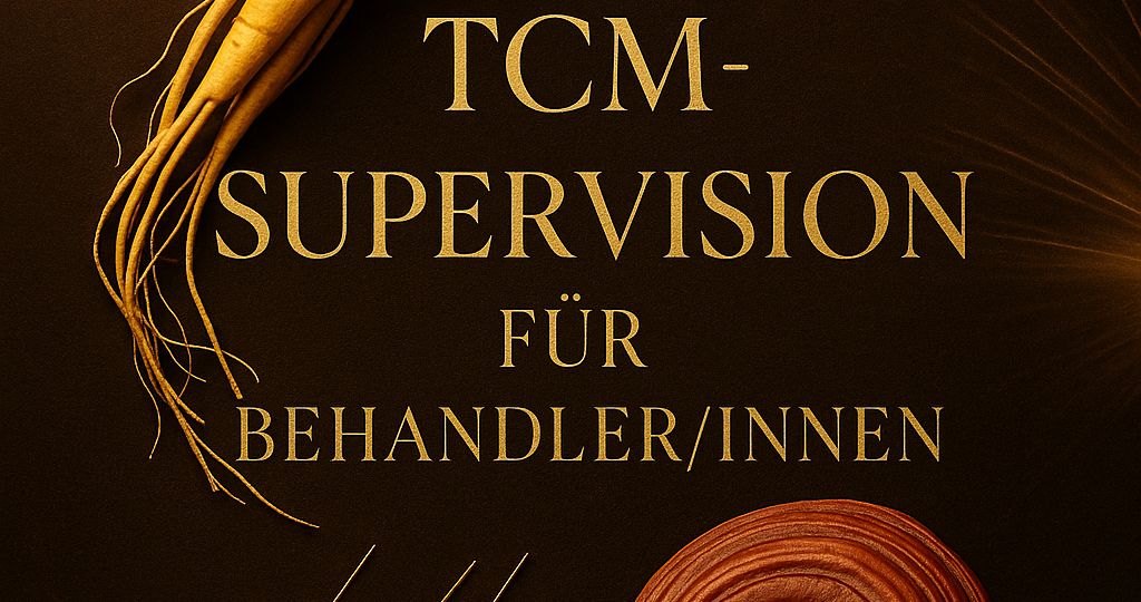 „TCM-Supervision für Behandlerinnen – Bild mit Ginsengwurzel, Reishi (Ganoderma), Yin-Yang-Symbol und Akupunkturnadeln auf dunklem, edlem Hintergrund – Visual für Supervisionskurs Juni 2025 mit Fokus auf Fallanalyse, Akupunktur und Vitalpilze“